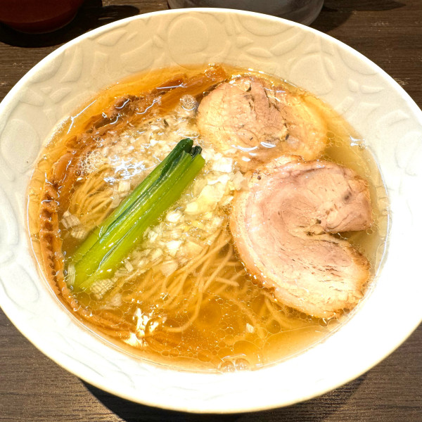 「限定 有明さん生のり 塩らぁめん 1,400円」@支那そばや 本店の写真