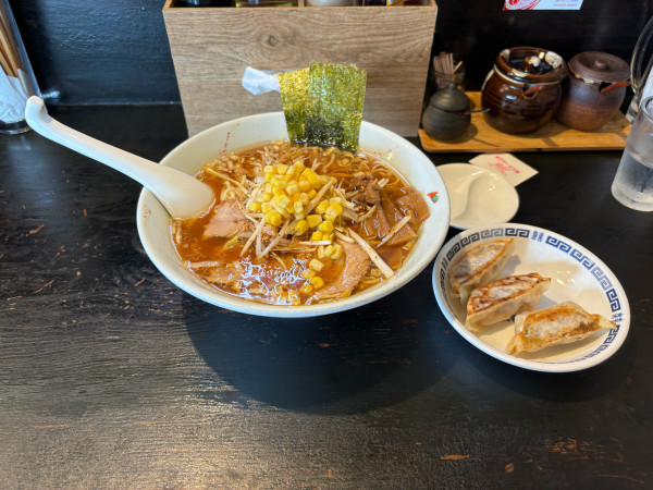 「らいおんらーめん大盛（1100円）」@らいおん亭の写真