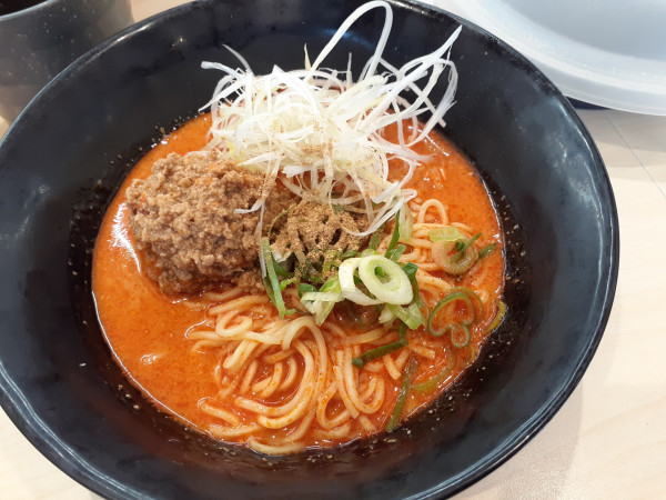 「濃厚冷やし担々麺」@はま寿司 新百合ヶ丘駅前店の写真