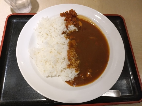 「カレーライス490円」@濱そば 横浜店の写真