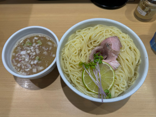 「【期間限定】鯖昆布水つけそば 特盛　1050円」@はぐれ雲の写真