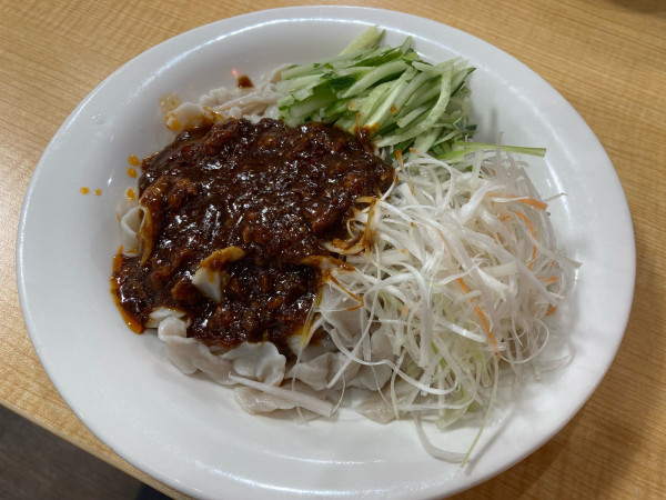 「刀削麺(ジャジャ仕様)」@中華菜館 林海餃子酒場の写真
