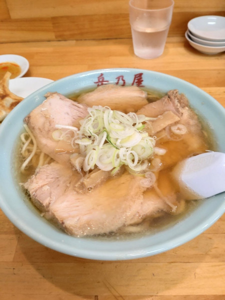 「チャーシューメン+餃子」@青竹手打麺 餃子 岳乃屋の写真