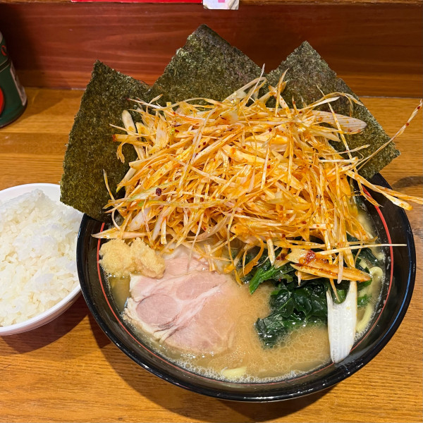 「ネギラーメン　醤油　辛ネギ」@横浜家系ラーメン 大将家の写真