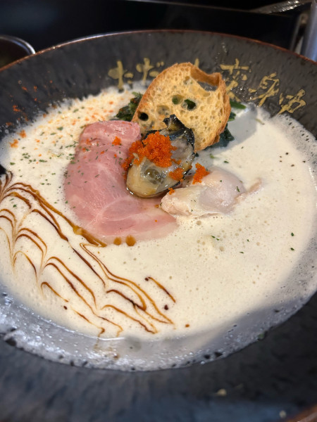 「牡蠣鯛豆乳ラーメン」@ただいま、変身中。の写真