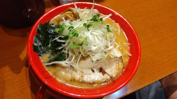 「海老味噌󠄀ラーメン」@みそらーめん 満開屋 芝東店の写真