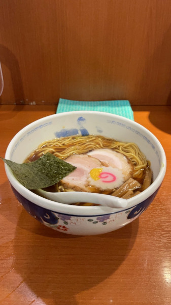 「らぁ麺 醤油」@たけちゃんにぼしらーめん 調布店の写真