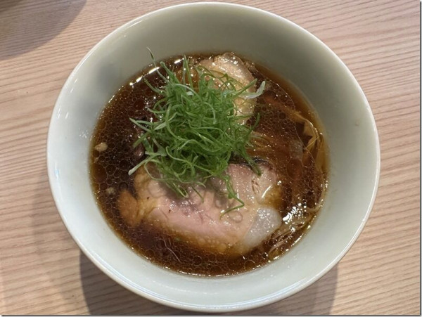 醤油らぁ麺（1150円）