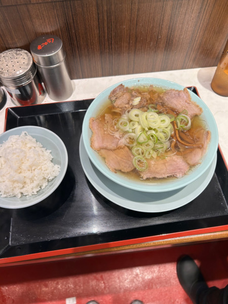「中華そば」@新橋ニューともちんラーメン 川崎駅前店の写真