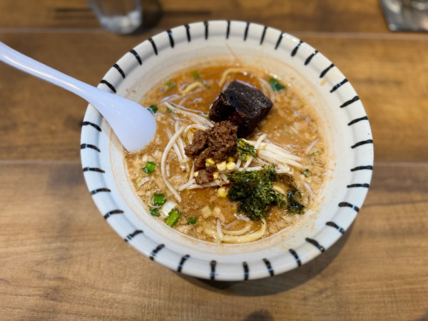 「濃口背脂味噌らーめん 950円」@濃口背脂味噌らーめんと餃子 大福帳の写真