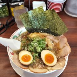 全部のせラーメン 1089円