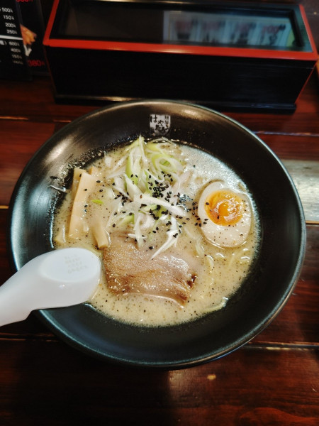 「白旨(830円)」@麺屋はやたろう 立川店の写真