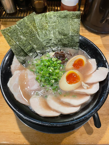 「特製豚骨ラーメン」@博多一瑞亭 三田店の写真