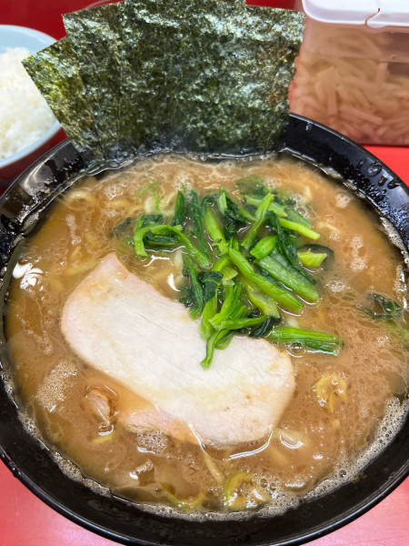 「ラーメン」@ラーメン杉田家の写真