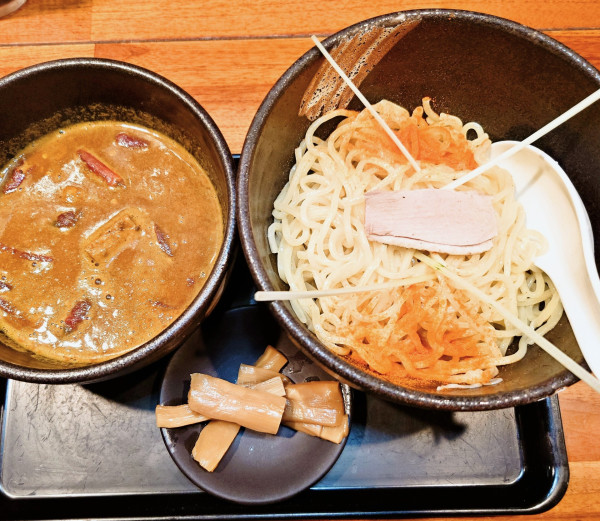 「ホットカレーつけ麺」@魔乃巣の写真