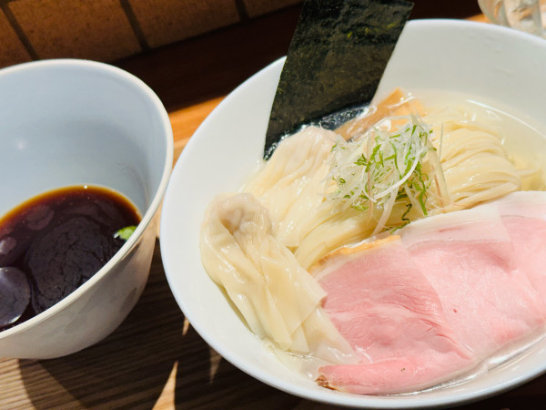 「冷やしつけめん 1,200円 ワンタン 250円」@麺 ふじさきの写真