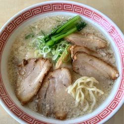 塩とんこつらーめん730円