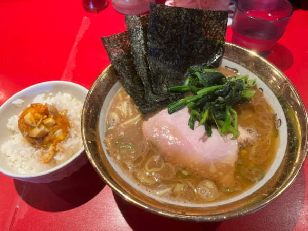 「ラーメン　玉子まぶし」@厚木家の写真