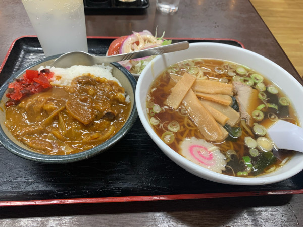 「ラーメンカレーセット」@丸福の写真