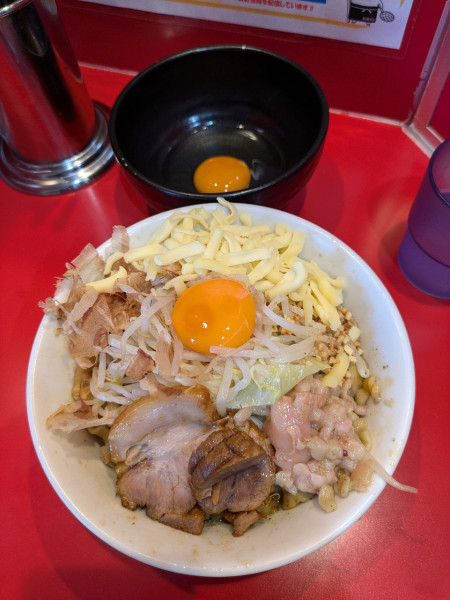 「まぜそばミニ＋生卵」@麺屋 桐龍の写真