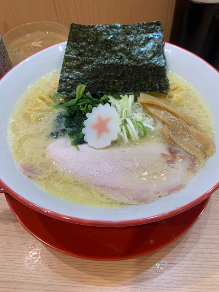 「極鶏白湯そば+自家製ワンタン」@横濱中華そば 上星商店の写真