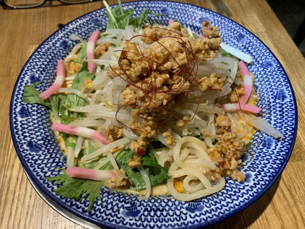 「冷製豆乳担々麵（期間限定）」@じげもん ちゃんぽん＆咖喱 品川シーズンテラス店の写真