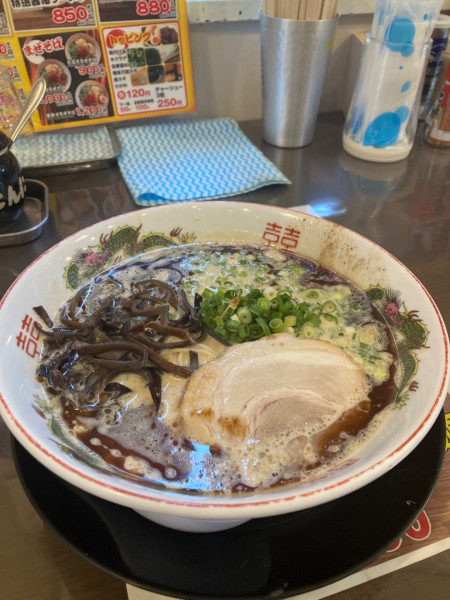 「黒だるま 替え玉 1000円」@博多 長浜ラーメン だるま一家の写真