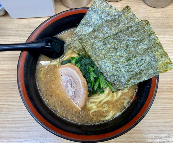 「らーめん　680円」@せい家 笹塚店の写真