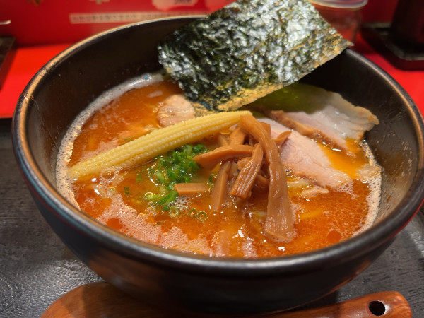 「辛次男房ラーメン」@麺処 次男房の写真
