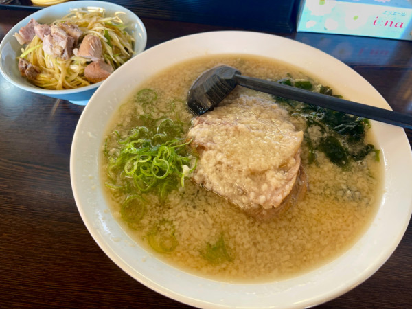 「ネギラーメン アブラ多め ネギ丼」@ニューラーメンショップ主水の写真