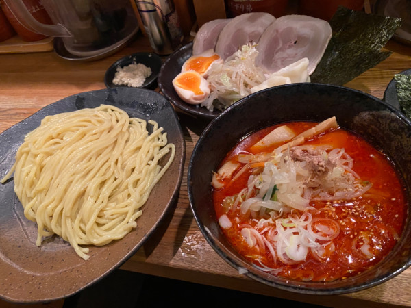 「特製辛味味噌つけ麺+のり」@つけ麺屋 やすべえ 赤坂店の写真