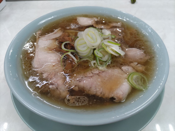 「中華そば+生卵+サービスライス」@クマちゃんラーメンの写真