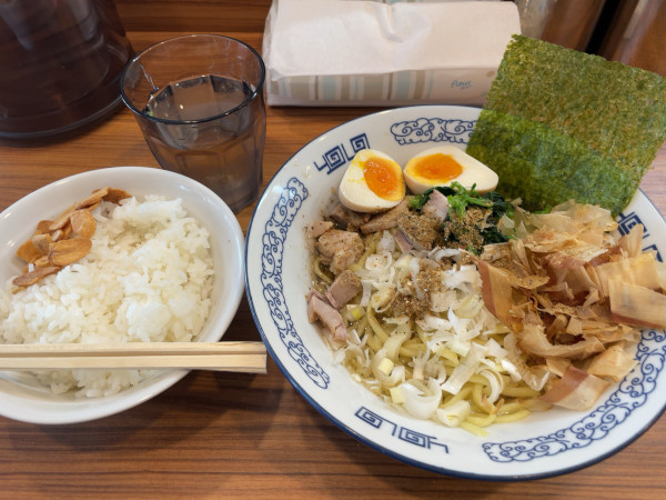 「まぜそば」@横浜豚骨醤油ラーメン YOLOの写真