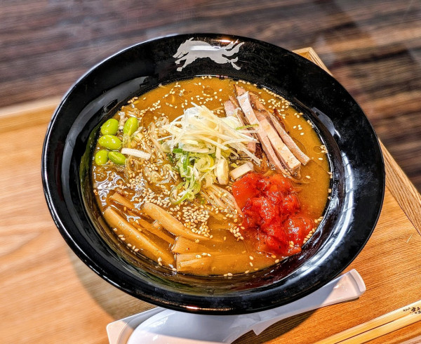 「冷やし味噌煮干しそば【限定】」@麺馳走オオカミの写真