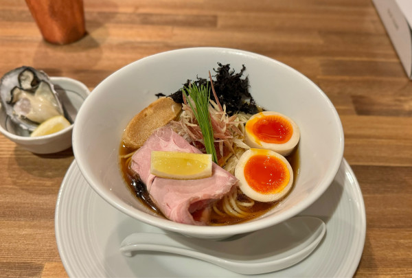 「【限定】冷やしらぁ麺 がごめ昆布水×煮干出汁¥1200」@酒肴場 屯の写真