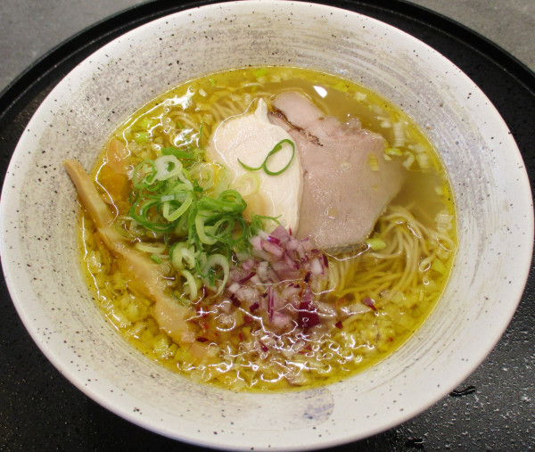 「塩中華そば　1000円」@中華そば 神田 そめいよしのの写真