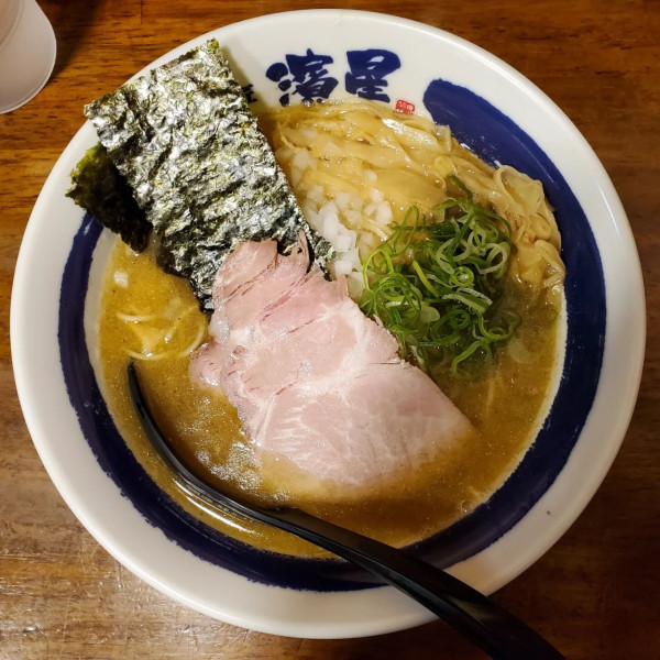 「濃厚煮干し中華」@麺匠 濱星 溝の口店の写真