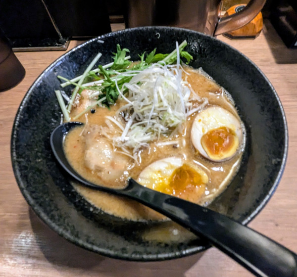 「豚骨魚介特製らぁめん 1,080円」@RAMEN TOMIRAIの写真
