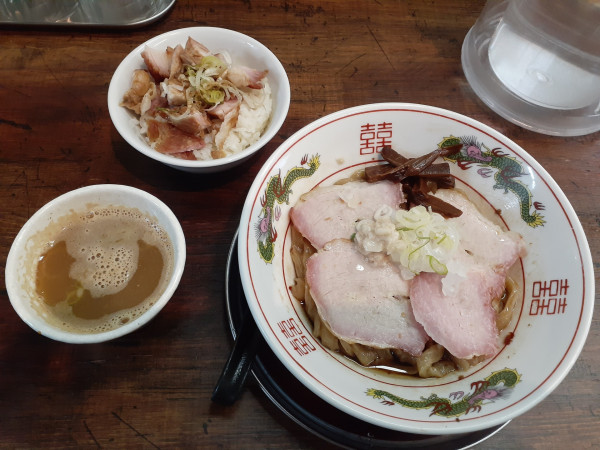 「油そば、チャーシュー丼」@MENクライ  神保町店の写真