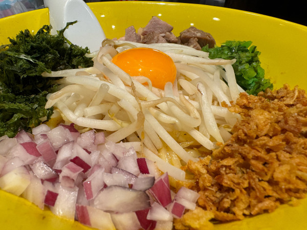 「まぜそば」@麺や べらぼうの写真