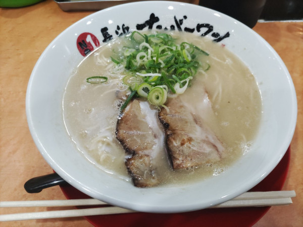 「長浜ラーメン」@長浜ナンバーワン 博多デイトス店の写真