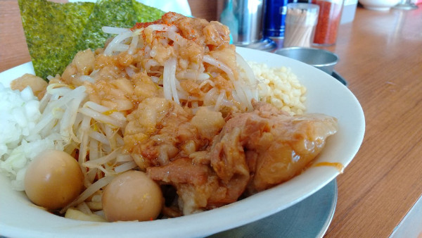 「#冷やしぶぅさん #コーン #特製生姜 #ニンニク #1050円」@ラーメン ぶぅさんの写真