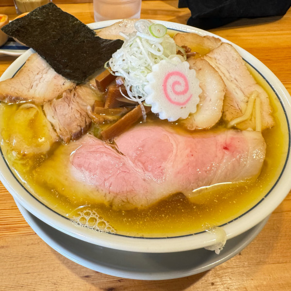 「味玉チャーシュー麺」@there is ramenの写真