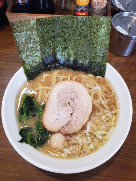 「豚骨醤油らーめん」@Oh家の写真