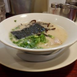 ハーフまるきんラーメン