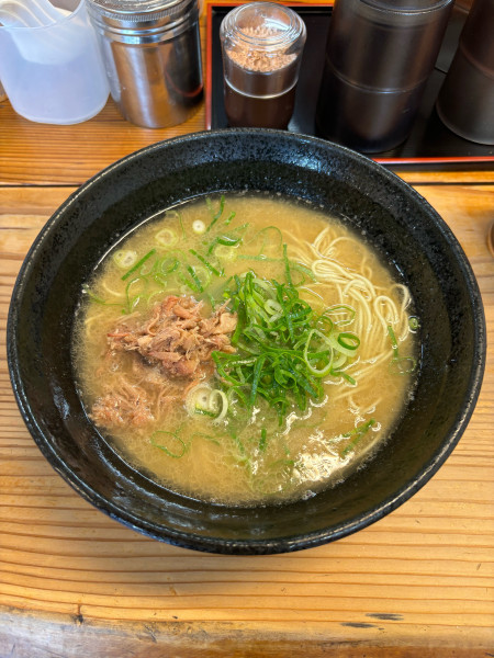 「ラーメン」@五号線沿いの元祖長浜ラーメンの写真