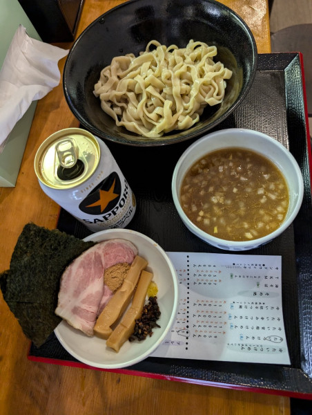 「毎週限定プレミアムつけ麺＋魚粉＋缶ビール」@藤の写真