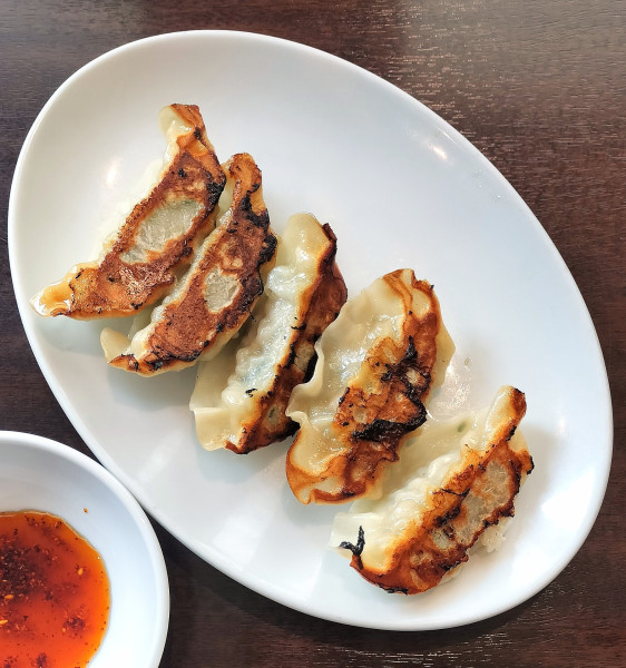 「焼き餃子 麺とのセット(麺とのセット、ライス付き) 300円」@峰の写真