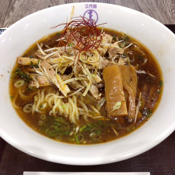 「【夏季限定】冷やしピリ辛ねぎチャーシューメン（￥980）」@洋食や 三代目 たいめいけん ラゾーナ川崎プラザ店の写真