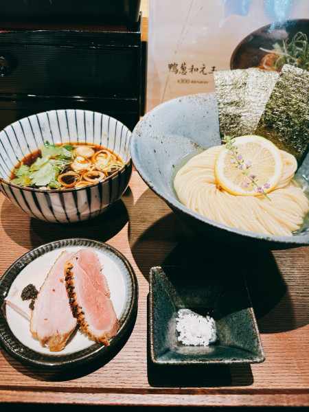 「阿波尾鶏×紀州鴨の昆布水つけ麺」@鴨中華そば 楓の写真